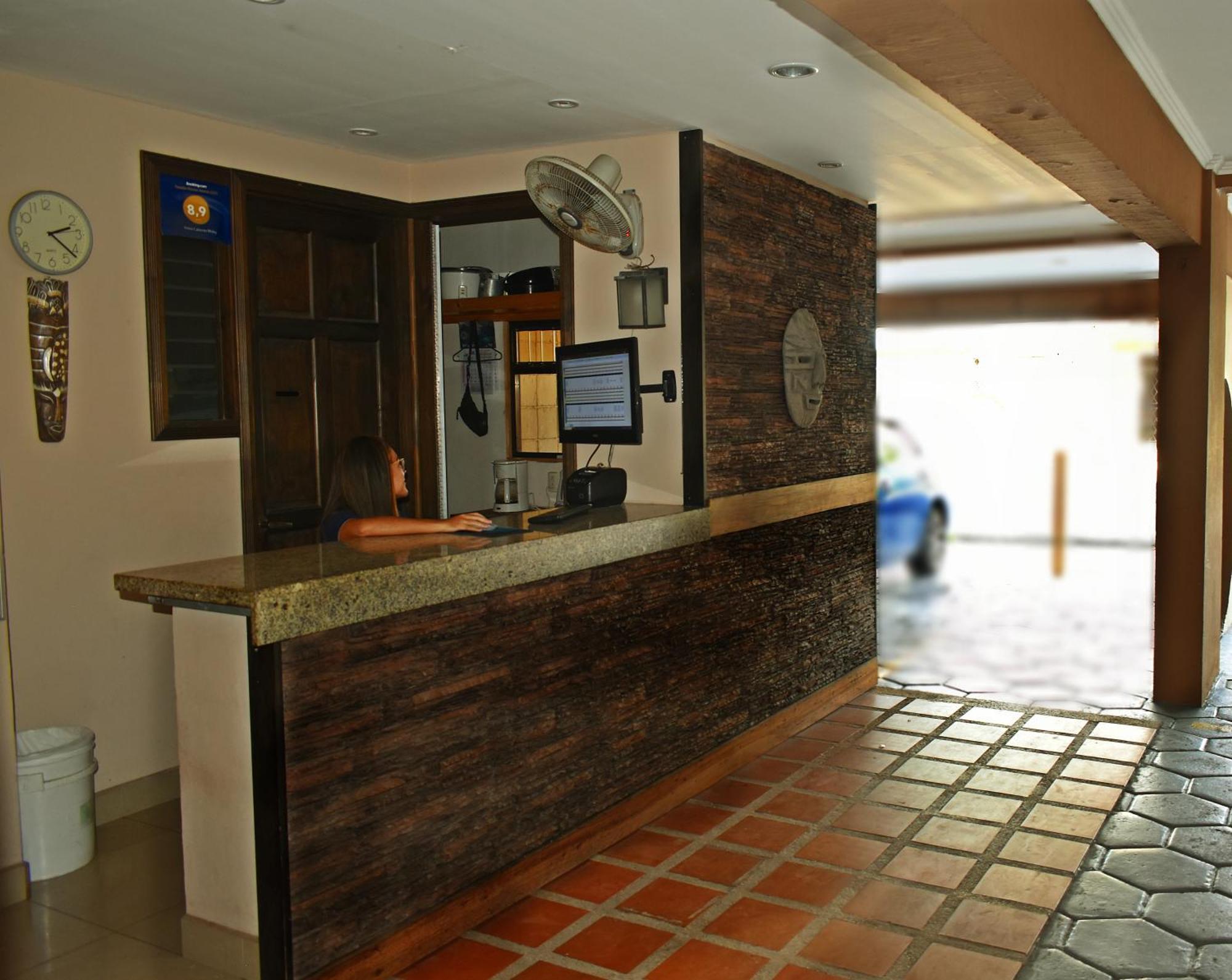 Hotel Cabinas Midey 푼타레나스 외부 사진